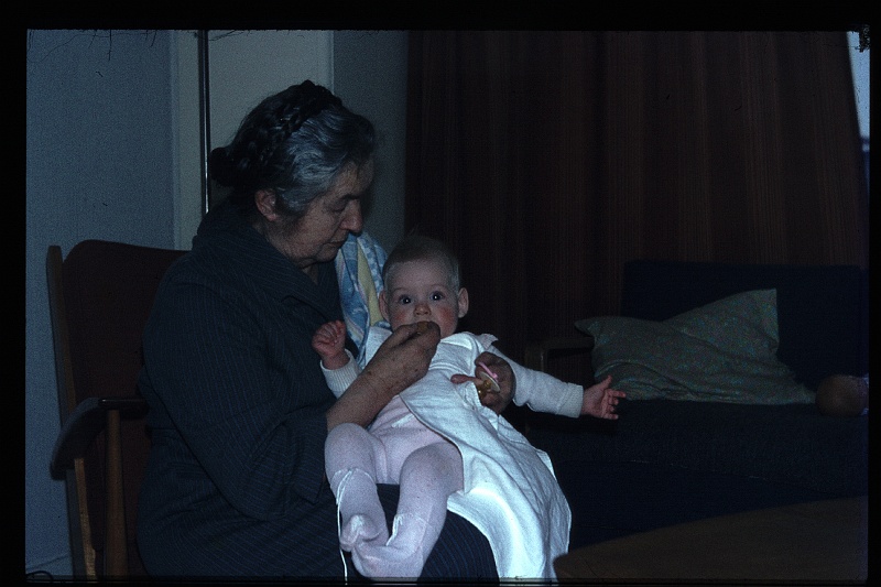 01.Delft feb 1966 Omi,Peter.JPG